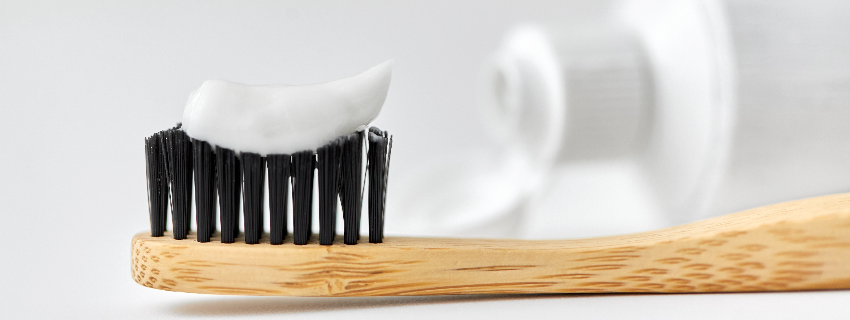 How to Choose the Most Suitable Toothpaste for Stronger & Whiter Teeth