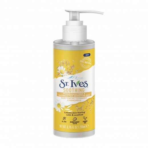 St.Ives Soothing Facial Cleanser 200 ml