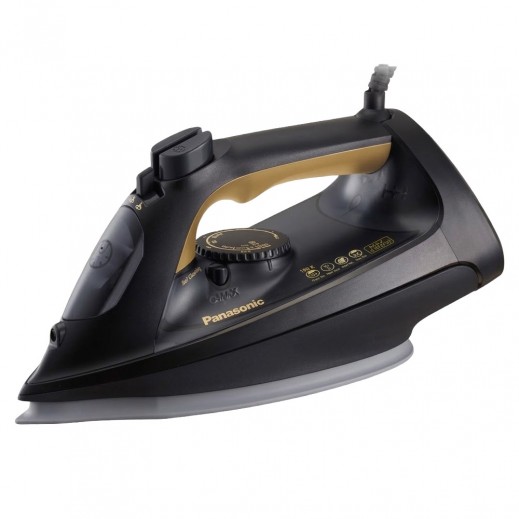 Panasonic Steam Iron 2800W with Ceramic Soleplate - delivered by Taw9eel within 2 Business Days